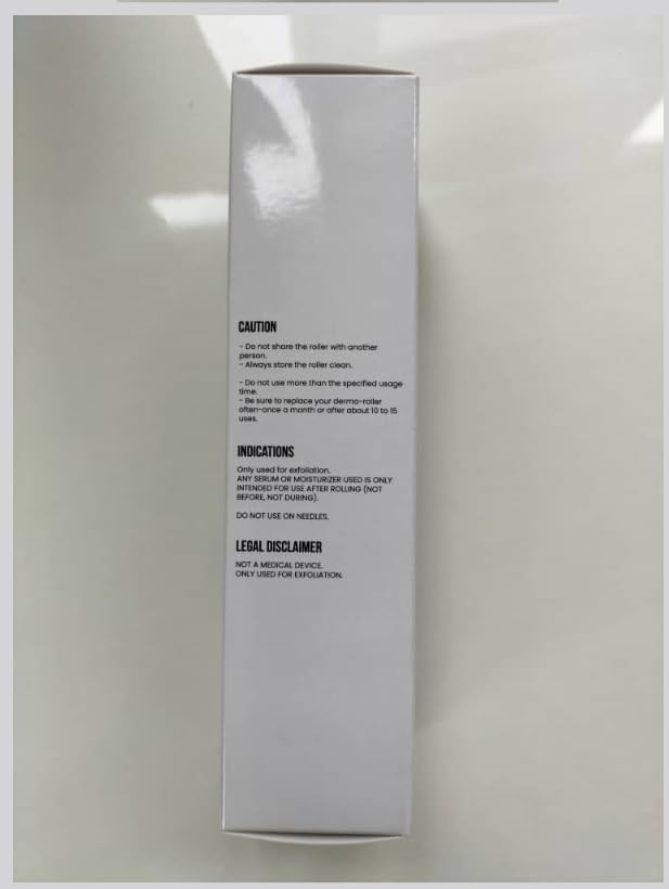 ROSELYNBOUTIQUE Derma Roller for Hair Beard Facial Skin Face 540 Microneedles At-Home Beauty Instrument White Holiday Gift for Men Women