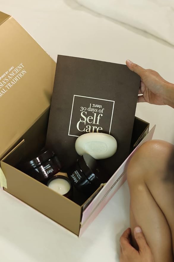 JUARA - Bali Spa-liday Gift Set with Self- Care Calendar | Candlenut Bundle | Includes Bar Soap, Body Polish, Body Creme, Hope Candle, and 30-Day Calendar | Cruelty, Paraben and Sulfate Free | 5pc
