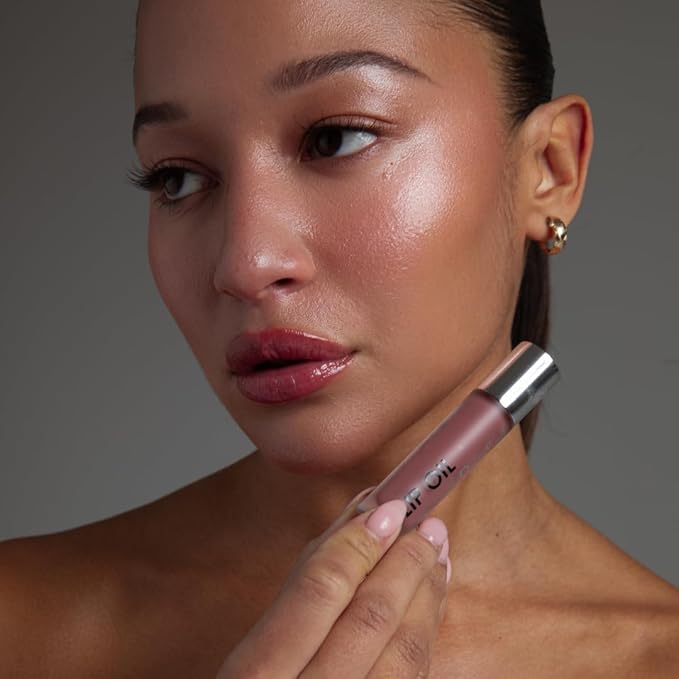 Rodial Plumping Collagen Lip Oil Wild Plum 0.13fl.oz, Vegan Collagen-Infused Lip Oil with Macadamia and Jojoba Oil, Deep Hydration for Fuller-Looking Pout, Ultra-Nourishing Formula for Silky Lips