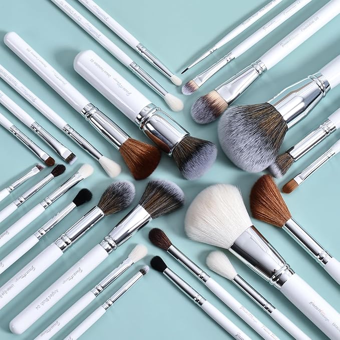 Professional Makeup Artist Brushes Set 26Pcs Real Natural Goat Hair Labeled White Makeup Brush Set with Foundation Powder blush concealer blending eyeshadow contour make up brushes set