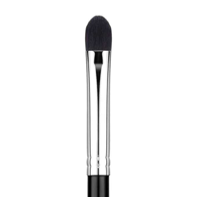Professional Shader Eyeshadow Brush, EIGSHOW Flat Tapered Blending Brush with Dense Soft Bristles for Eye Shadow Application, for Cream Powder (E801)
