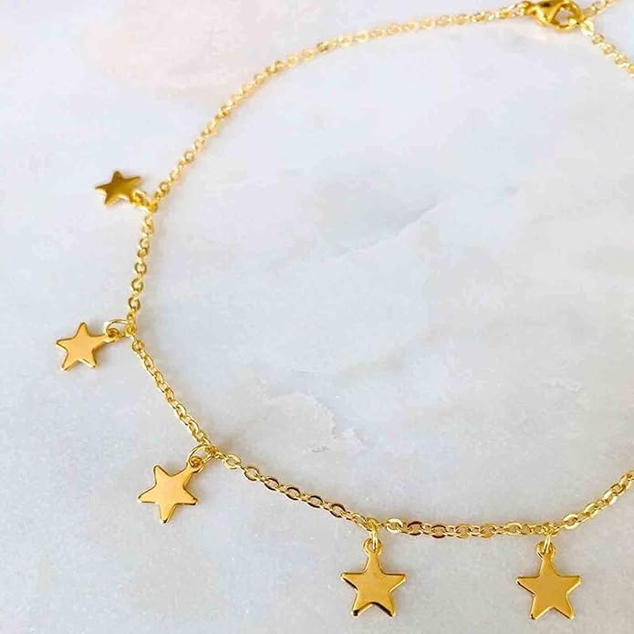 Boho Star Choker Necklace Gold Star Dangle Necklace Chain Short Minimalist Necklace Gold Collarbone Necklace Jewelry for Women Gifts