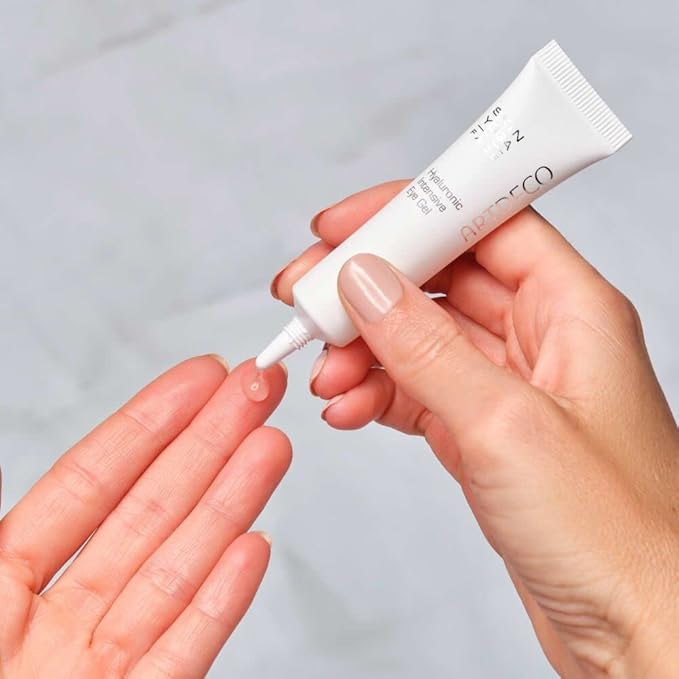 ARTDECO Hyaluronic Intensive Eye Gel - hydrating gel for eyes - reduces fine lines, wrinkles, imperfections & signs of tiredness - long-lasting effect - facial skin care products - eye cream - 0.50 Oz