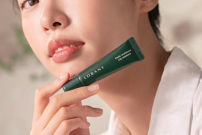 Daily Moisture Lip Essence Lip balm lip gloss Nourishing Soothing Lip Moisturizer for Dry Cracked Lips