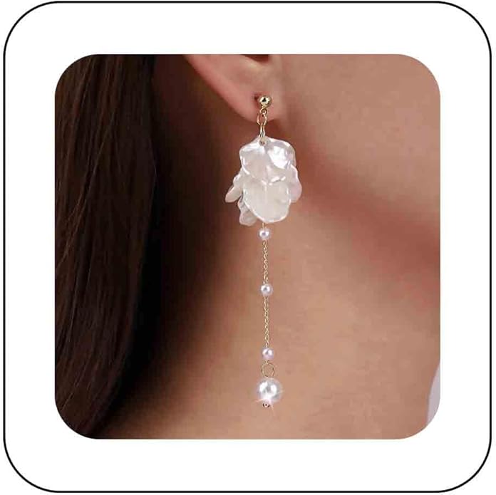 Vintage Pearl Flower Drop Earrings Long Pearl Chain Earrings Gold Pearl Tassel Earrings White Flower Dangle Earrings Jewelry for Women