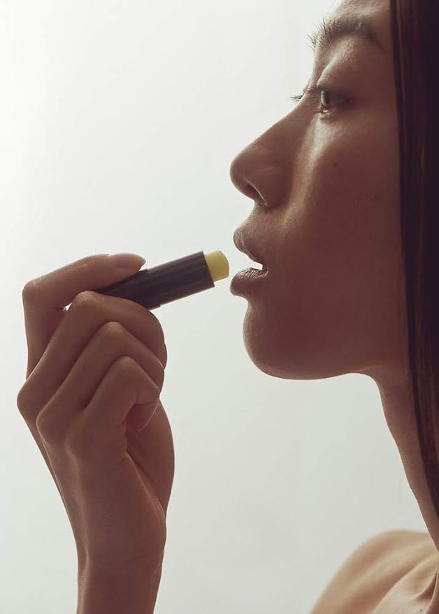 Henné Organics Luxury Lip Balm V2 - Natural and Organic Moisturizer - 0.15 Ounce Stick