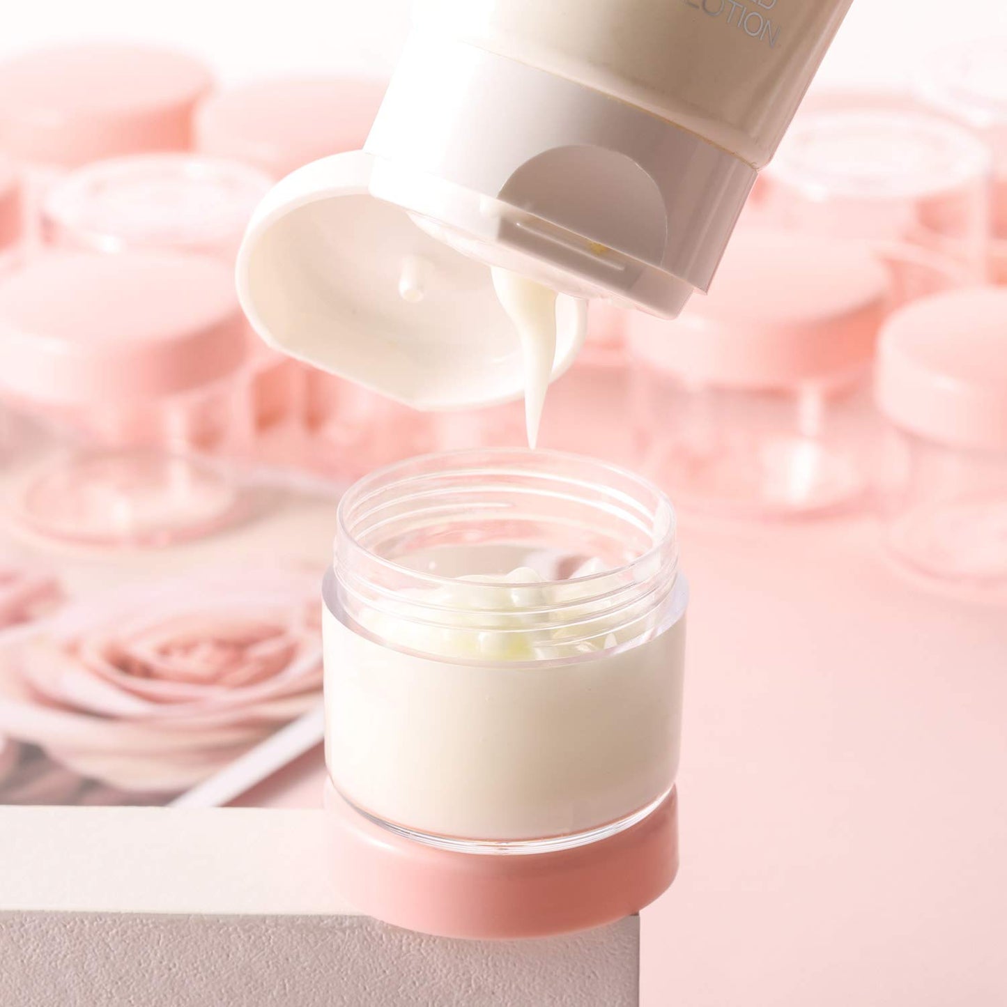 Refillable Cosmetic Sample Jars - 100 Pack 20g (0.7oz) Pink Small Travel Containers with Lids + 10 Mini Makeup Spatulas - BPA Free