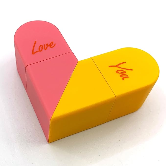 Heart Shaped Dual-use Deformable Lip Balm Stick - Honey,One end is colorless, while the other end is pink can be used as makeup, lipstick Peach. Repair, Keep Lips Moisturized, Gifts