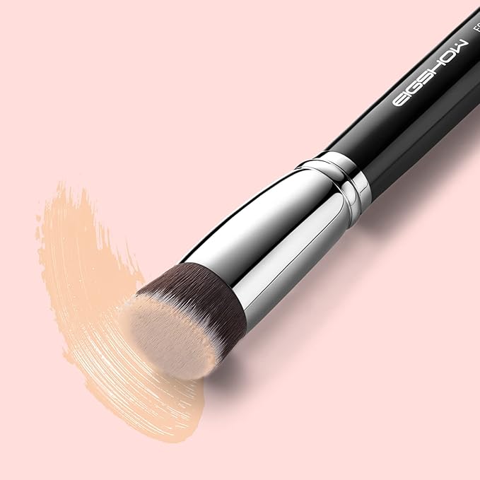 Flat Top Kabuki Foundation Brush, EIGSHOW Premium Makeup Brush for Liquid, Cream, and Powder - Blending, Buffing, Stippling, Flawless Application (F624)