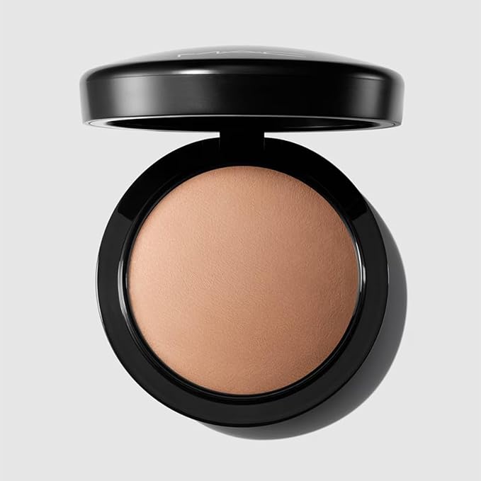 MAC Mineralize Skinfinish/Natural, medium dark, 0.3527 Ounce