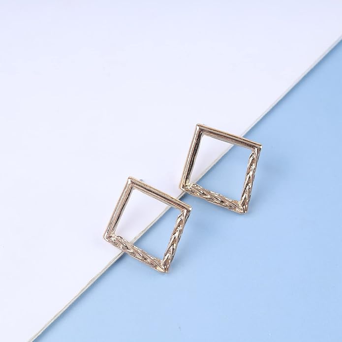 Vintage Hammered Square Drop Earrings Gold Hollow Square Earrings Metal Square Stud Earrings Minimalist Geometric Square Earrings Jewelry for Women