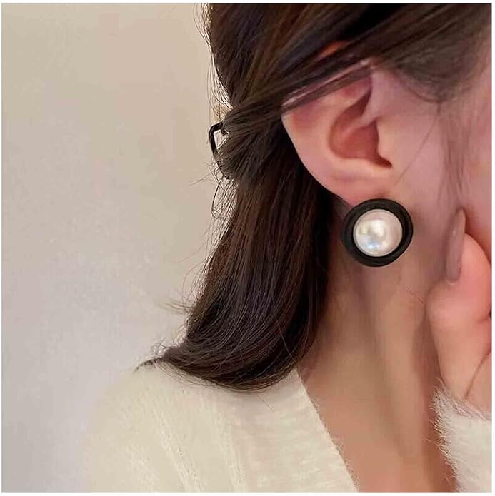Vintage Mermaid Pearl Stud Earrings Half Pearl Earrings Black Enamel Circle Earrings Mermaid Stud Earrings Jewelry for Women and Girls