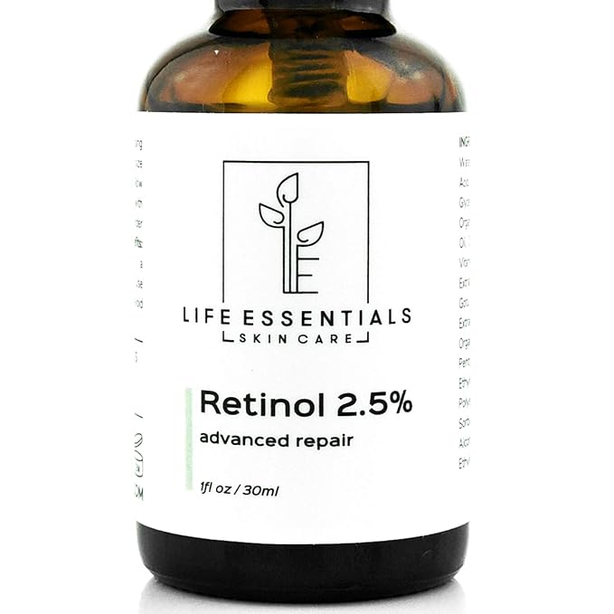 Life Essentials Retinol Serum 2.5% for Wrinkles, Fine Lines, Acne Scars, & Skin Blemishes- Vitamin A + Hyaluronic Acid, Vitamin E, Organic Green Tea, Jojoba Oil - Organic and Natural