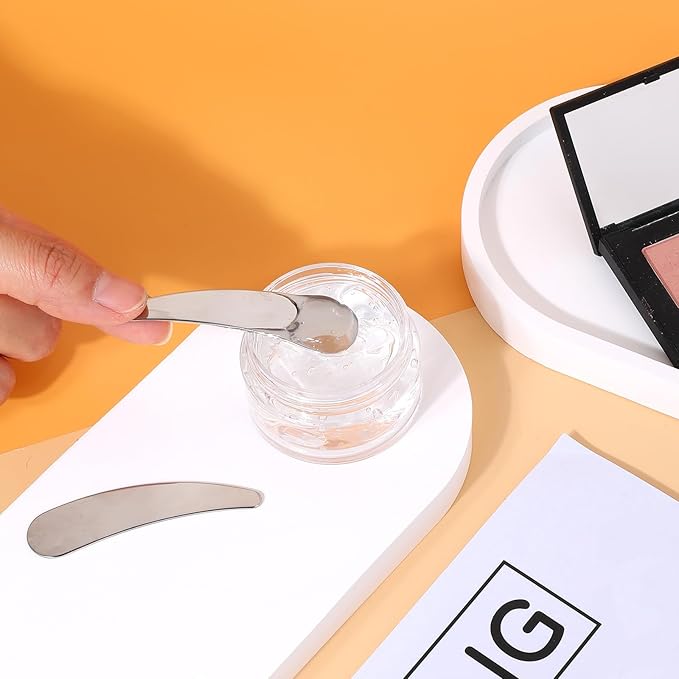 2Pcs Mini Metal Cosmetic Spatulas, Skincare SpatulaMixing and Sampling Makeup Beauty Tools for Skin Care Creams, Eye Cream, Essences Beauty Accessories(2PCS)