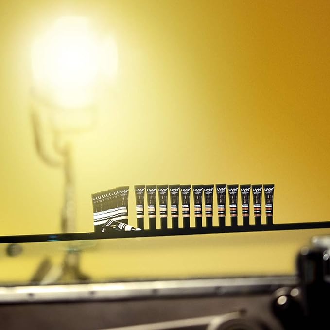 NYX PROFESSIONAL MAKEUP Born To Glow Radiant Concealer, Medium Coverage - Golden Honey