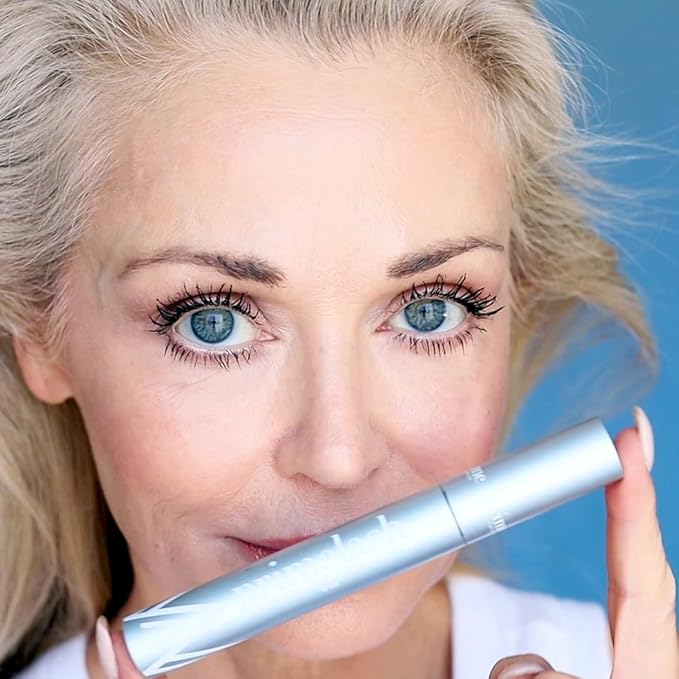 PrimeLash Mascara for Older Women – Volumizing, Incredible Length in 2 Coats – Long-Stay, Zero Clumps, Hypoallergenic (Blue)
