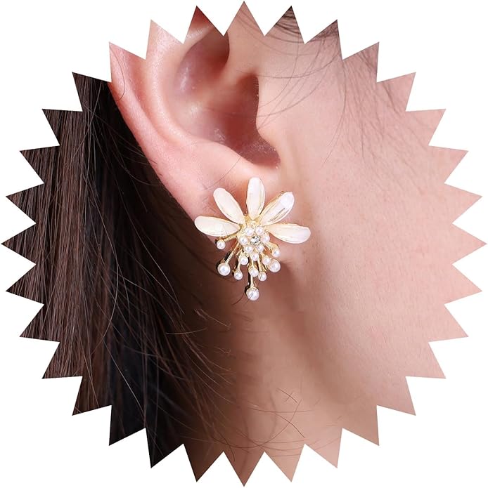 Vintage Flower Pearl Earrings Tiny Pearl Drop Earrings Enamel Flower Stud Earrings Gold Cluster Pearl Earrings Jewelry for Women