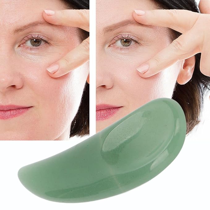 Spatula Scoop, Curved Cosmetic Spatula Scoop Mini Gua Sha Jadestone Curved Makeup Eye Cream Cosmetic Spatula Reduce Puffiness, Bags And Dark Circles Under the Eyes (Green)