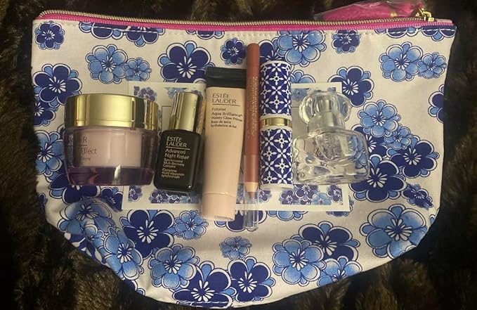 Estee Lauder 7 Piece Set Travel Size AWAY WE GO