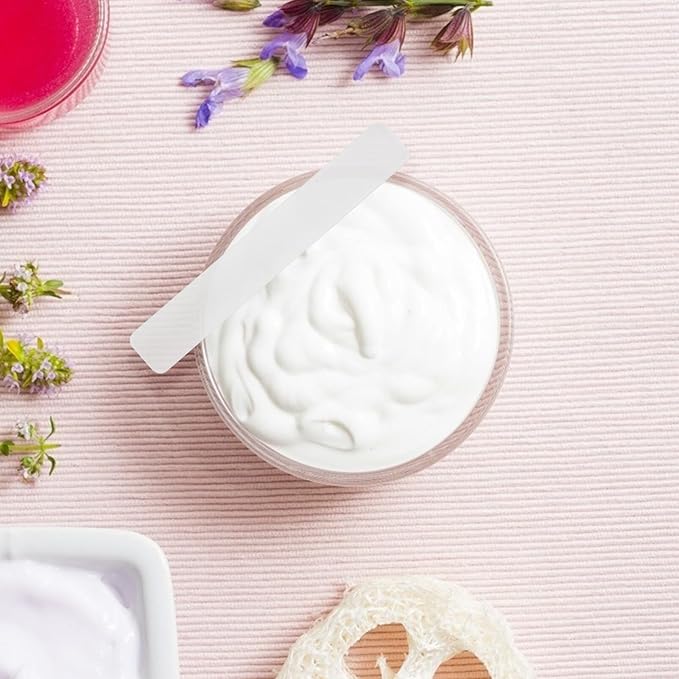 50pcs Soft Film Stick Cream Spoon Facial Mask Spoons Beauty Supplies Facial Cream Beauty Scrapers Makeup Tools Beauty Accessories Makeup Spoons Cream Spatulas