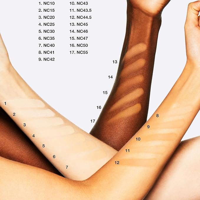 MAC Studio Fix Powder Plus Long-wearing Foundation - One-step Application of Foundation and Powder (NC45)