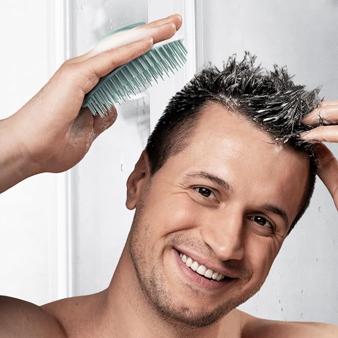 Scalp Massager Shampoo Brush, Scalp Scrubber & Exfoliator for Dandruff Removal, Wet & Dry Dandruff Comb and Detangler for Men and Women, Suitable for Short Medium Hair (Blue)