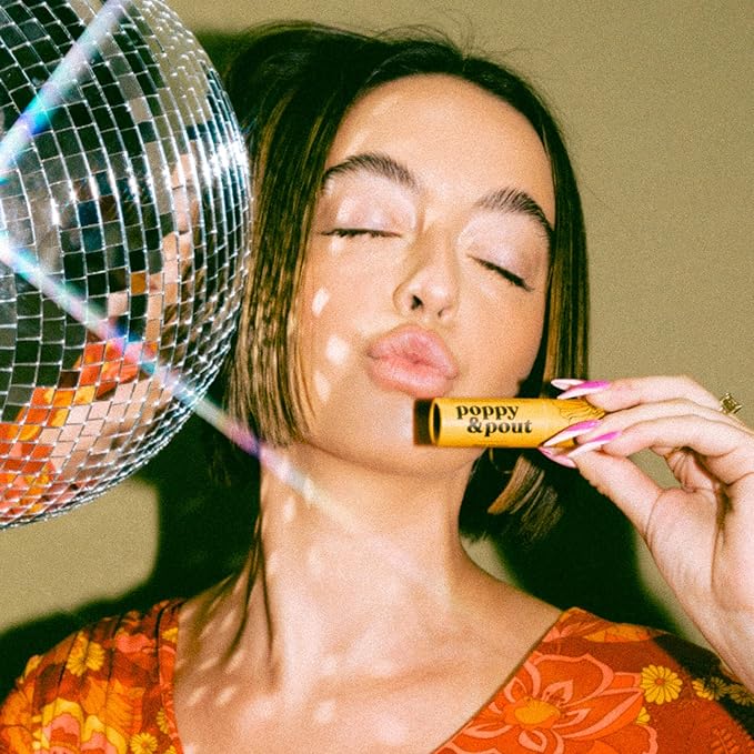 Poppy & Pout Wild Honey Jumbo Lip Balm | All Natural Lip Balms & Moisturizers | Hydrates with Beeswax, Vitamin E, Organic Coconut Oil | Cruelty-Free | Lip Balm in Recyclable Cardboard Tube