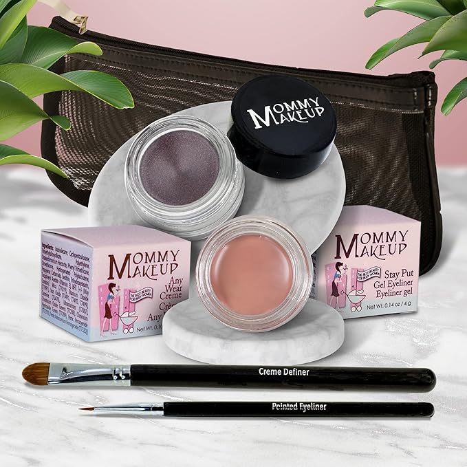 The Everlasting Eye 5 Piece Waterproof Makeup Set. Gel Eyeliner, Creme Eyeshadow, 2 brushes and Mesh Bag. Paraben-free, Talc-free, Cruelty-free. Anna/Black Orchid 1208