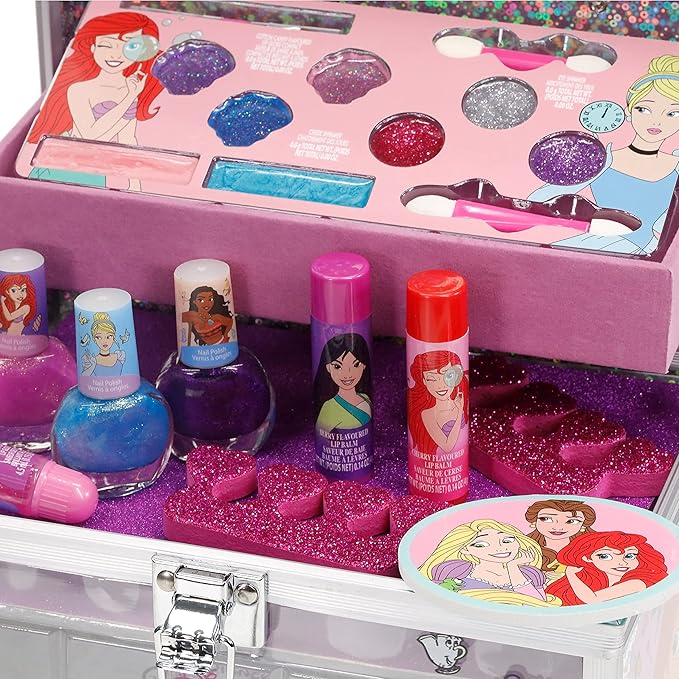 Disney Princess Train Case Girls Beauty Set, Kids Makeup Kit for Girls, Real Washable Toy Makeup Set, Play Makeup, Pretend Play, Party Favor, Birthday, Toys Ages 3 4 5 6 7 8 9 10 11 12